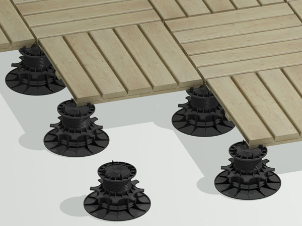 Pose De Dalles Bois Caillebotis Sur Plots Reglables Plancher Terrasse Bois